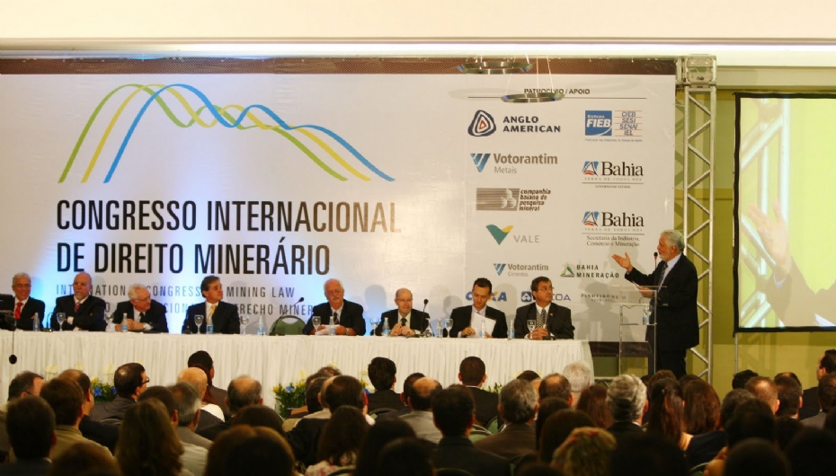BRASÍLIA SEDIARÁ 3º CONGRESSO INTERNACIONAL DE DIREITO MINERÁRIO BRASÍLIA SEDIARÁ 3º CONGRESSO INTERNACIONAL DE DIREITO MINERÁRIO